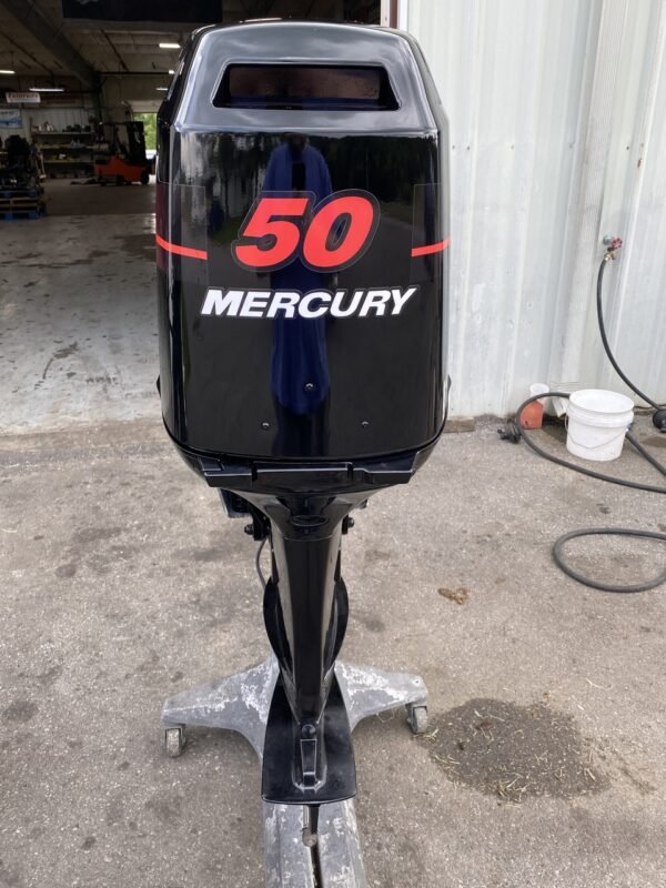 Classy 2001 Mercury 50 HP 3-Cylinder Carbureted 2-Stroke 20" (L) Outboard Motor