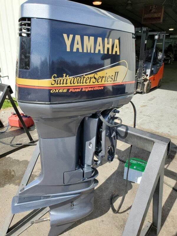 2001 Yamaha 250 HP 6-Cylinder EFI 2-Stroke 25"(X) Outboard Motor