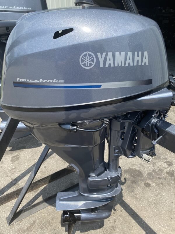 2012 Yamaha 25 HP 2-Cyl Carbureted 4-Stroke 20" (L) Outboard Tiller Motor